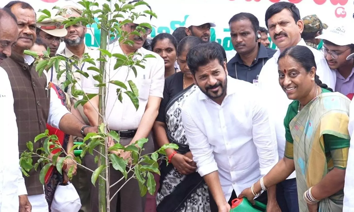 Cm Revanth Reddy Vows To Develop Warangal As A Heritage City 5