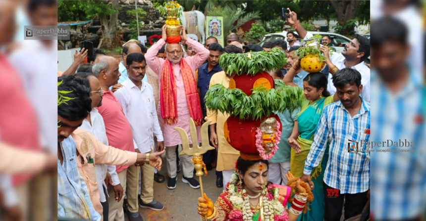 తెలంగాణ బోనాలు - ఉత్సవాల్లో పాల్గొన్న గవర్నర్‌ రాధాకృష్ణన్‌ 1